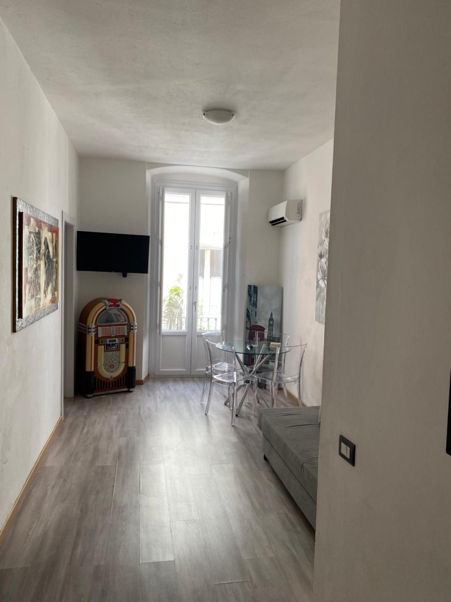 Apartment Cavour 68 Cagliari Ngoại thất bức ảnh